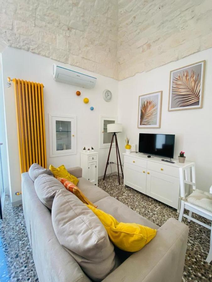 Edyta'S Apartment Ostuni Exteriör bild